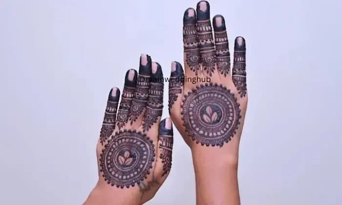 Tasleem Mehandi Artist