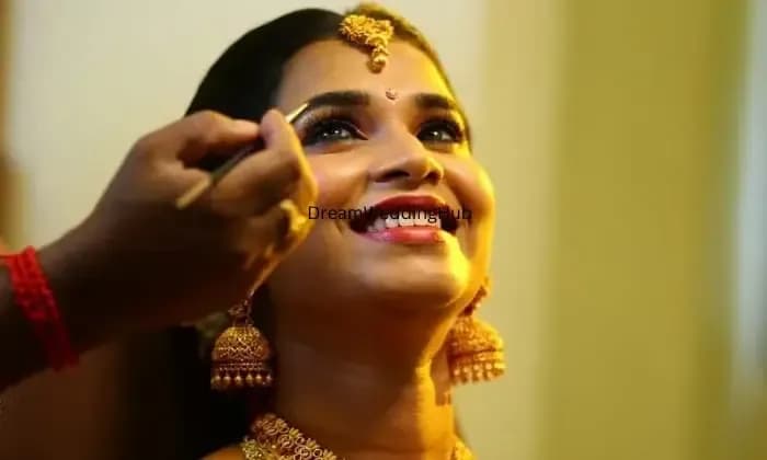 Sangeethakani bridal makeup