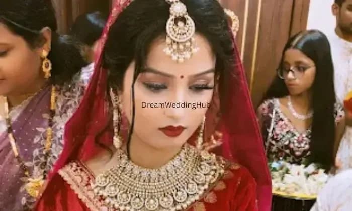 Ananya Professional Ladies Beauty Parlour