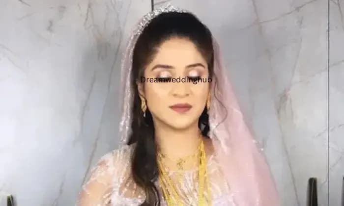 Hasina Shaikh Makeup Artist