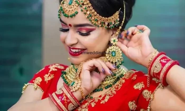 Amazing Queens Beauty Parlour