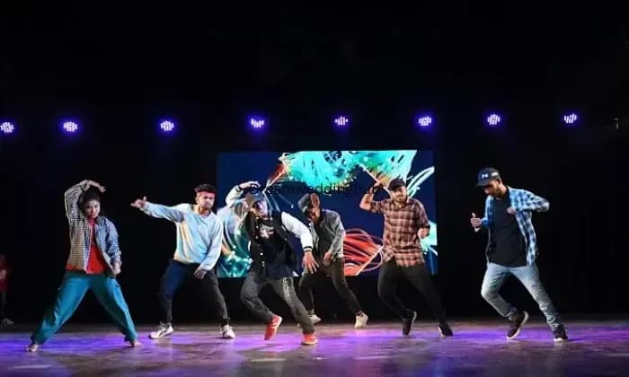 ARYANS DANCE ACADEMY