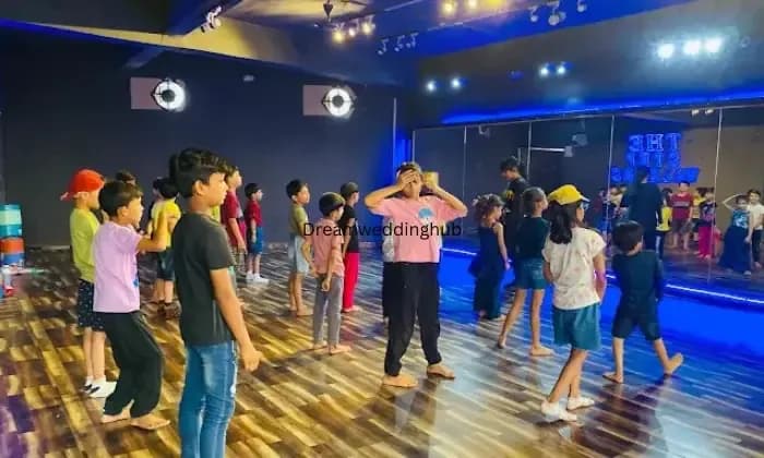 The Stepwalkers Dance Studio