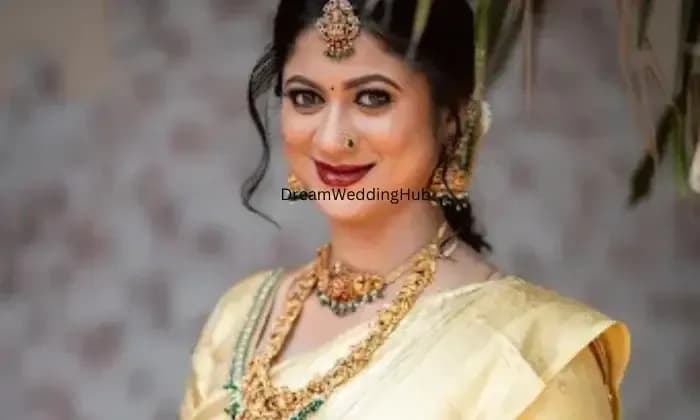 Nandhuvino Makeover  Academy