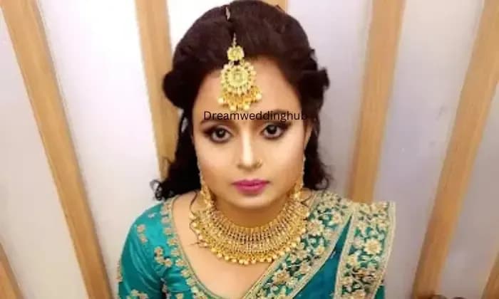 SHAHEEN UNISEX PROFESSIONAL SALON