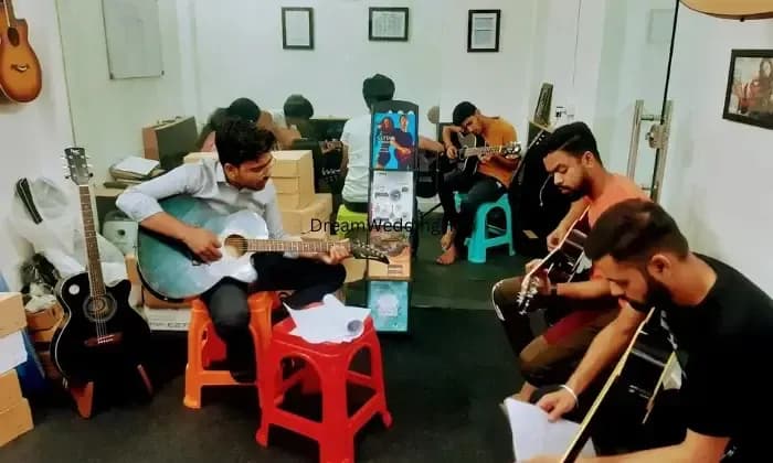 VIJAY BHATT MUSIC CONSERVATORY