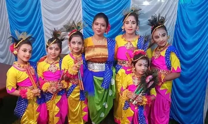 AAKANSHA DANCE ACADEMY