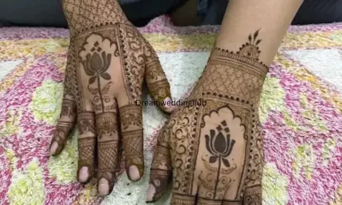 Shruti Henna Artist