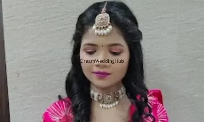 Neelam Makeover  Studio