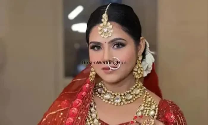 Scissor Sound Unisex Luxury Salon