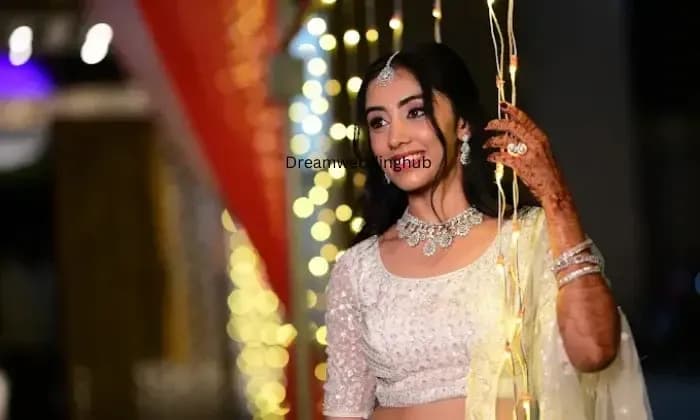 Makeup by pooja hegde