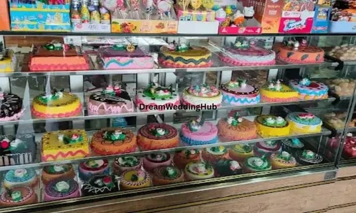 Famous Bakery  Fast foods