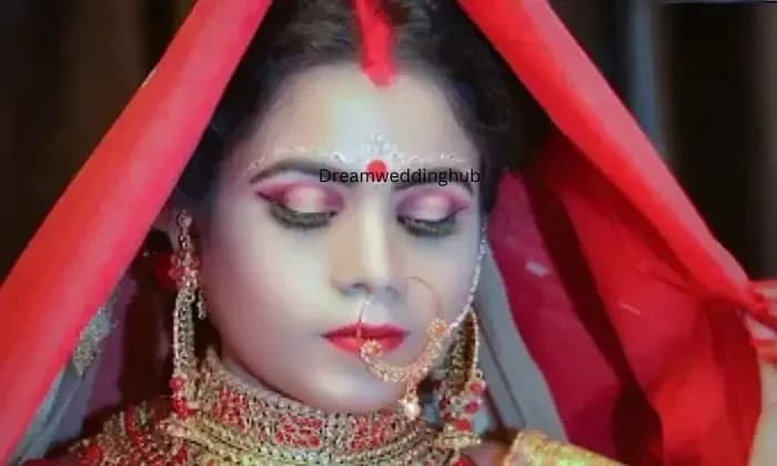 THE HAIR LAYER FAMILY BEAUTY SALON