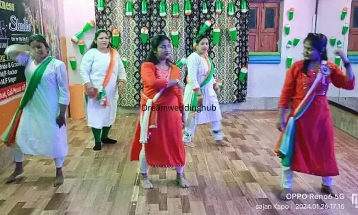 New style dance point