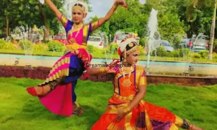 Dharmas MUSIC  DANCE Academy