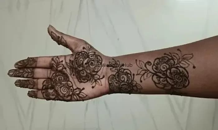Lb mehndi Artist