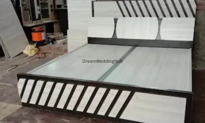 Woodwey Studio by Ajmera Furniture