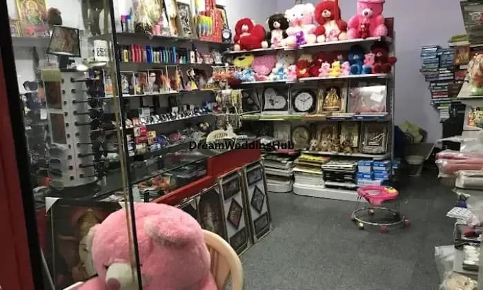 Om gift and fancy store