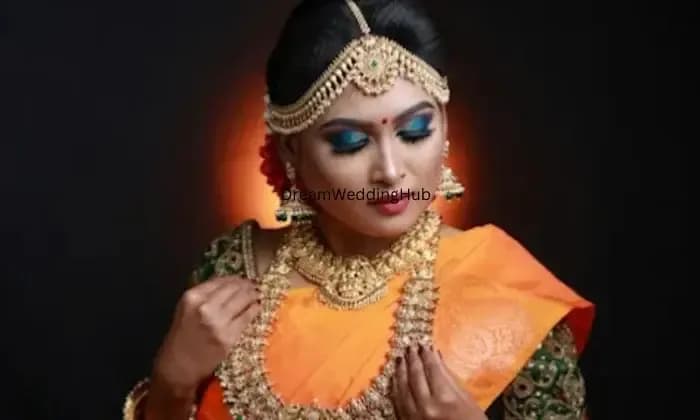 Poongody beauty salon and Beauty