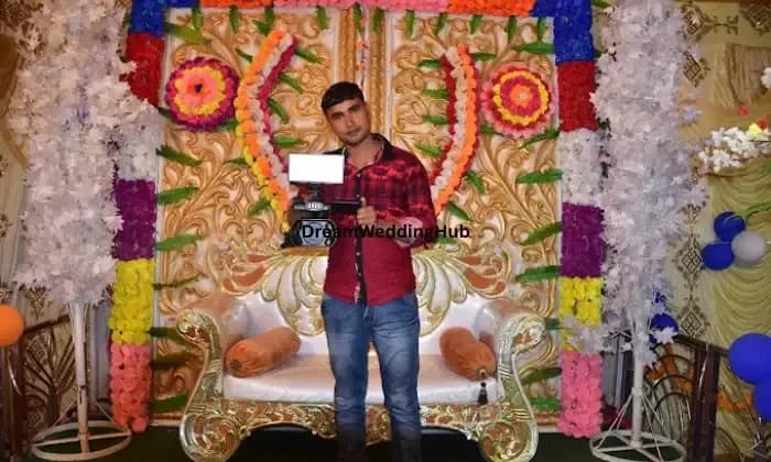 Sristi Colour Studio