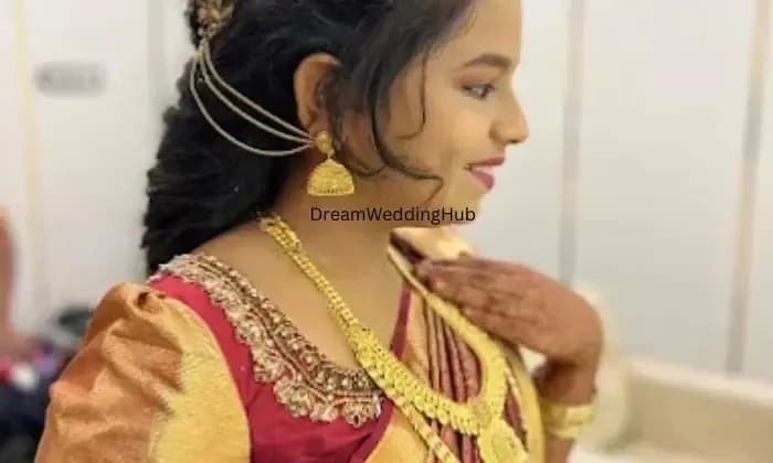 Studieo7 Family salon  Bridal Studio