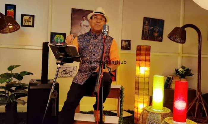 Debu Mukherji  Hire Best Singer