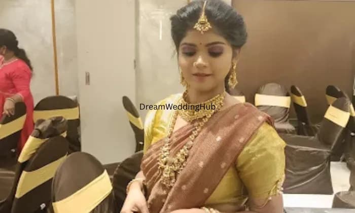 SRI PUJITHA BEAUTY MAKEOVERS