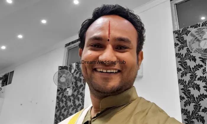 Pt. Manoj Vashishth Jyotish Aacharya