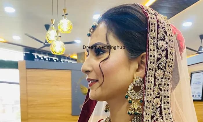 A.S Fashionic Unisex Salon and Academy 