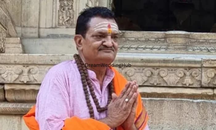 Palmistry & Astrology Pandit