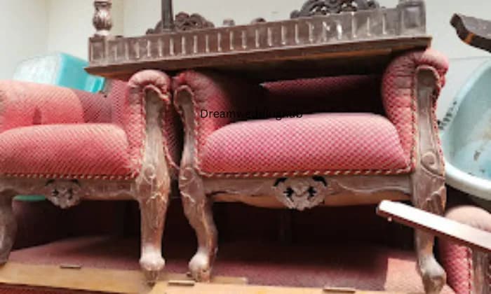 Used furniture retailer