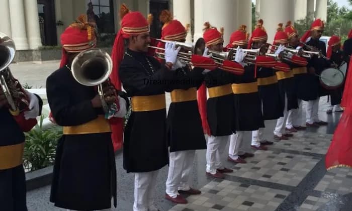 Maharaja Lahore Band