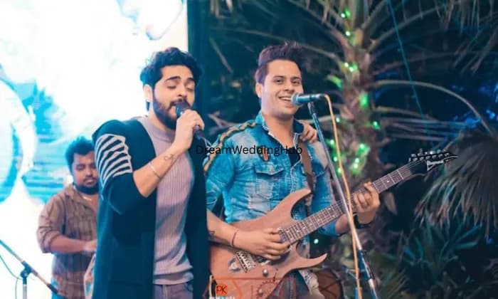 Live Band Singer party singer wedding singer