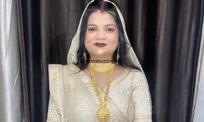 Shine By Sparsh, Family Salon