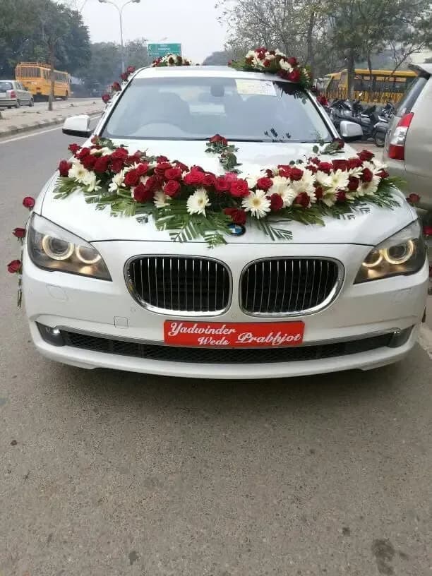 Luxury Wedding Car 