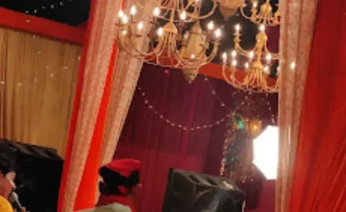 Lucky Light Sound  Tent