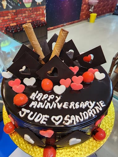 Happiness cake shop & bakery