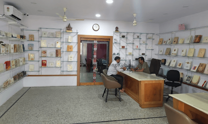 Srinivasa Cards N Cards