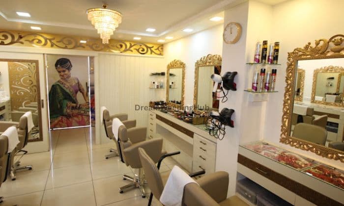 Parul's Bridal Studio