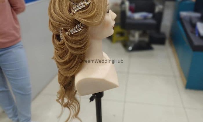 RIDDHI'S MAKEOVER ️