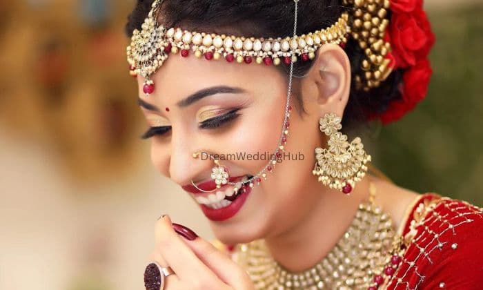 Dhanashree Beauty Parlour