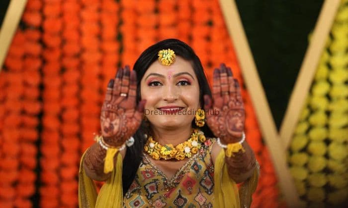 𝗟𝗼𝗼𝗸𝘄𝗲𝗹𝗹 𝗮 𝗹𝘂𝘅𝘂𝗿𝗶𝗼𝘂𝘀 𝗦𝗮𝗹𝗼𝗻