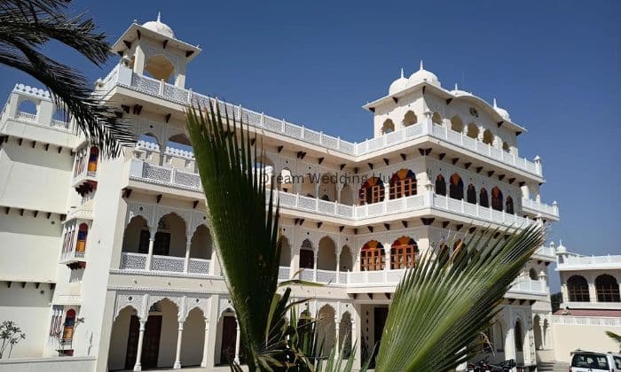 Maan Singh palace Hotel