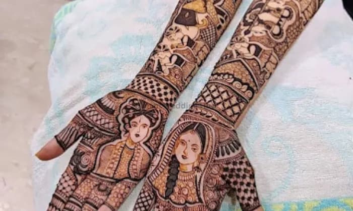 Beenu Mehandi Artist