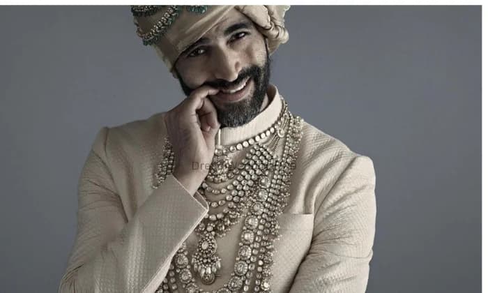 Banarsi Lehnga House