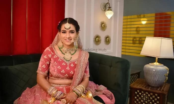 Anita's Makeover Unisex Salon