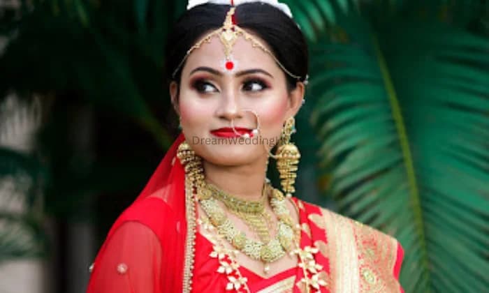 Bannas Makeover Studio