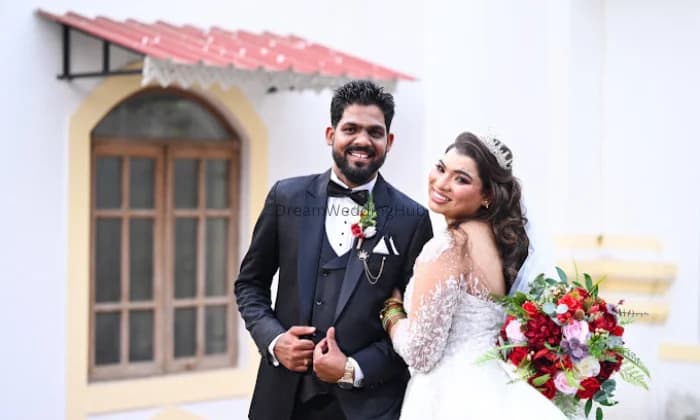 Nausheen Fashion Designer