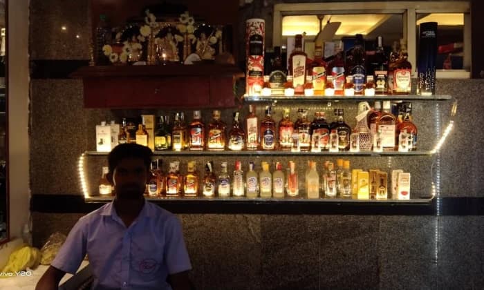 Pearl Bar  Restaurant