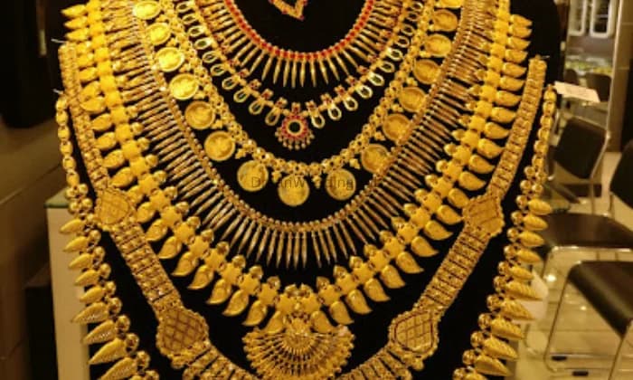 Madhurag Gold  Diamonds